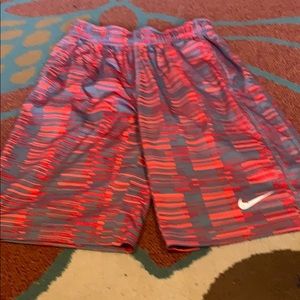 Youth Medium Nike shorts